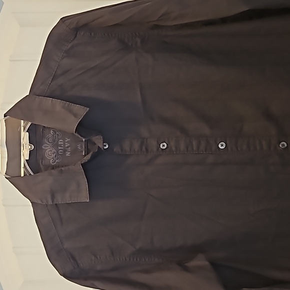 Old Navy Fitted Button Up Shirt - Picture 2 of 7